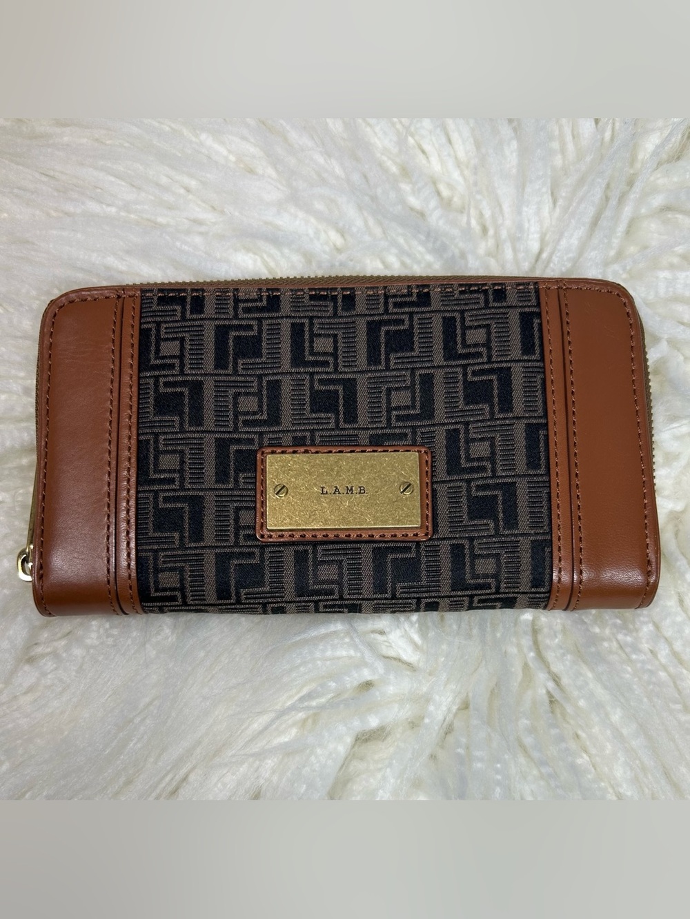 Vintage LA.M.B. Designer Zip Around Wallet❤️‍🔥